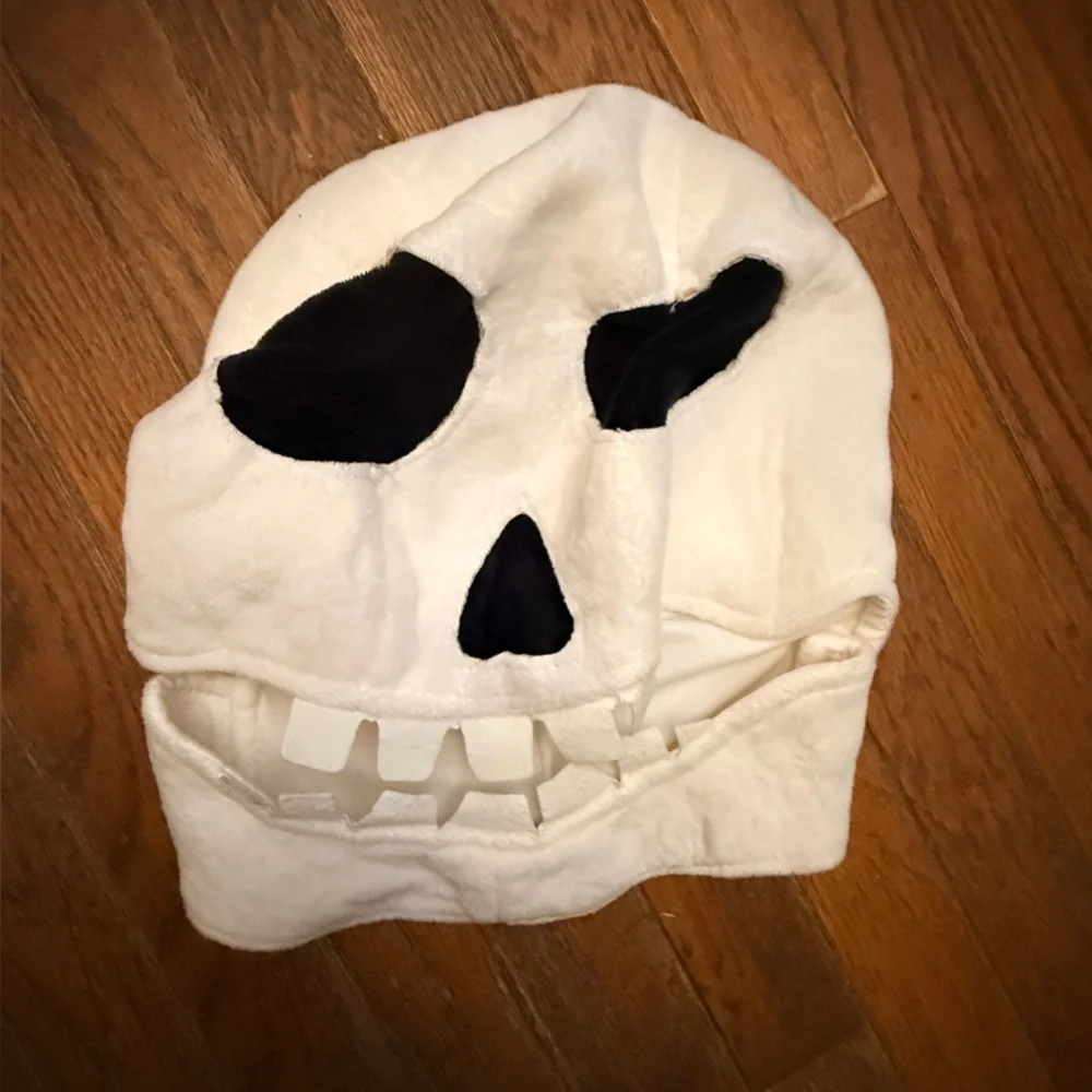 Pottery Barn Kids Halloween Skeleton Costume - Picture 10 of 12